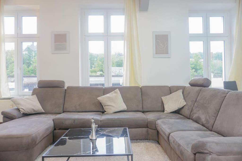 Apartment In Wuppertal - Charmante 3-Zimmer-Oase Mit Kamin Und Badewanne Zewnętrze zdjęcie