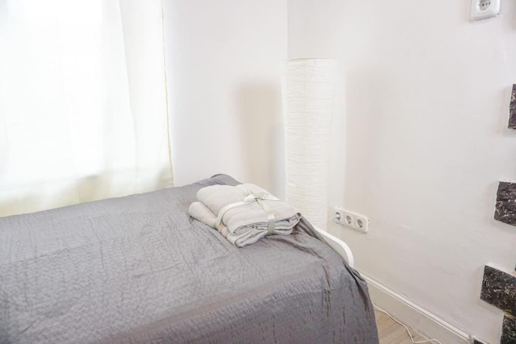 Apartment In Wuppertal - Charmante 3-Zimmer-Oase Mit Kamin Und Badewanne Zewnętrze zdjęcie